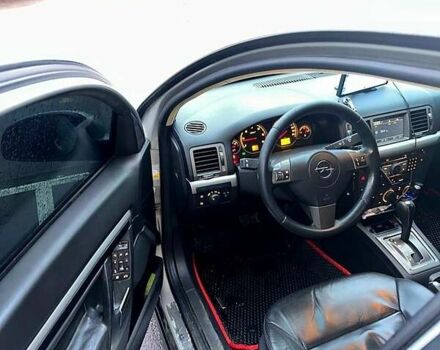 Серый Опель Вектра, объемом двигателя 1.9 л и пробегом 288 тыс. км за 5300 $, фото 8 на Automoto.ua