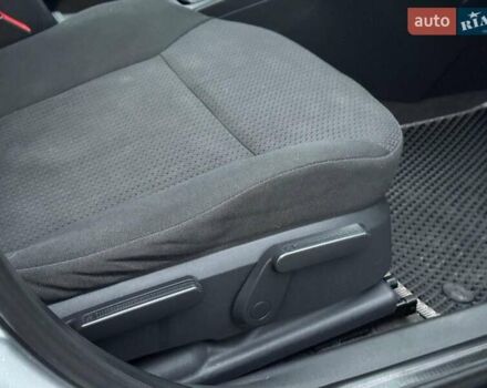 Серый Опель Вектра, объемом двигателя 1.9 л и пробегом 294 тыс. км за 5490 $, фото 22 на Automoto.ua