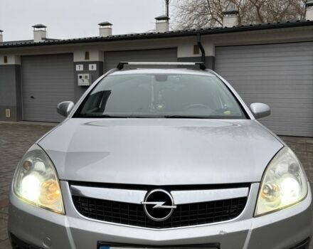 Серый Опель Вектра, объемом двигателя 1.9 л и пробегом 244 тыс. км за 5400 $, фото 1 на Automoto.ua