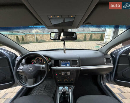 Сірий Опель Вектра, об'ємом двигуна 1.91 л та пробігом 264 тис. км за 3950 $, фото 16 на Automoto.ua