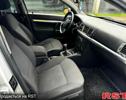 Серый Опель Вектра, объемом двигателя 2.2 л и пробегом 270 тыс. км за 4300 $, фото 3 на Automoto.ua