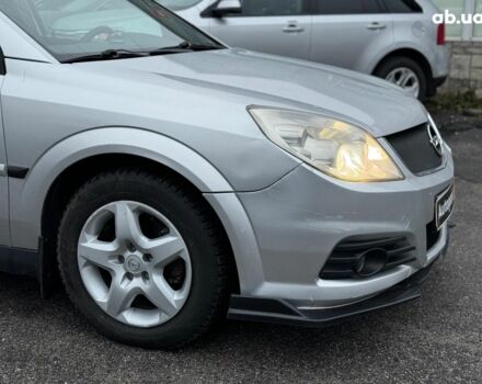 Серый Опель Вектра, объемом двигателя 1.9 л и пробегом 294 тыс. км за 5490 $, фото 3 на Automoto.ua