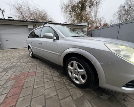 Серый Опель Вектра, объемом двигателя 1.9 л и пробегом 244 тыс. км за 5400 $, фото 3 на Automoto.ua