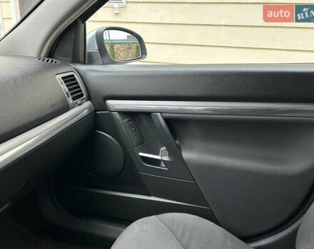 Сірий Опель Вектра, об'ємом двигуна 1.91 л та пробігом 264 тис. км за 3950 $, фото 13 на Automoto.ua