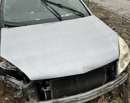 Сірий Опель Вектра, об'ємом двигуна 1.9 л та пробігом 300 тис. км за 2000 $, фото 3 на Automoto.ua