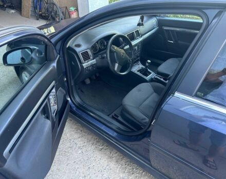 Серый Опель Вектра, объемом двигателя 1.9 л и пробегом 333 тыс. км за 5000 $, фото 2 на Automoto.ua