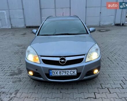 Серый Опель Вектра, объемом двигателя 1.9 л и пробегом 385 тыс. км за 4200 $, фото 4 на Automoto.ua