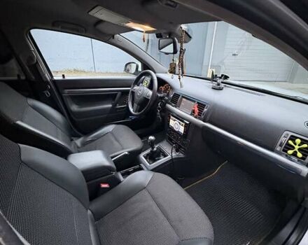 Серый Опель Вектра, объемом двигателя 1.9 л и пробегом 244 тыс. км за 5400 $, фото 13 на Automoto.ua