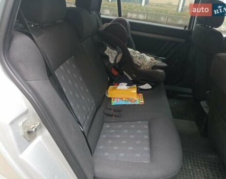 Серый Опель Вектра, объемом двигателя 1.9 л и пробегом 319 тыс. км за 4500 $, фото 11 на Automoto.ua