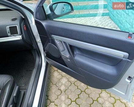 Серый Опель Вектра, объемом двигателя 1.8 л и пробегом 238 тыс. км за 5400 $, фото 15 на Automoto.ua