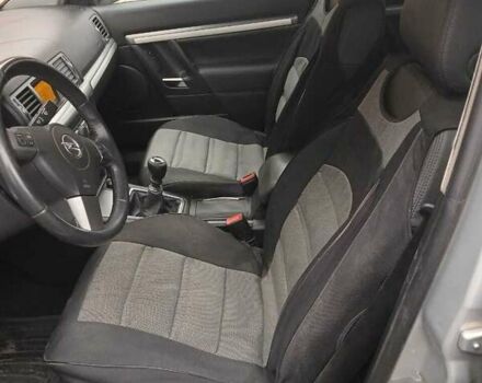 Опель Вектра 2007 в Попольне на Automoto.ua Серый Опель Вектра, объемом двигателя 1.9 л и пробегом 228 тыс. км за 5500 $, фото 11 на Automoto.ua