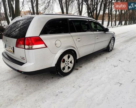 Сірий Опель Вектра, об'ємом двигуна 1.9 л та пробігом 327 тис. км за 4950 $, фото 4 на Automoto.ua