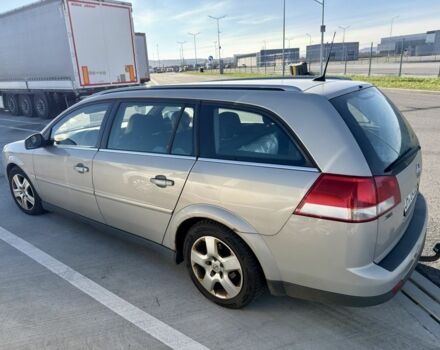 Сірий Опель Вектра, об'ємом двигуна 1.9 л та пробігом 242 тис. км за 2900 $, фото 2 на Automoto.ua