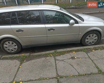 Серый Опель Вектра, объемом двигателя 1.9 л и пробегом 319 тыс. км за 4500 $, фото 25 на Automoto.ua