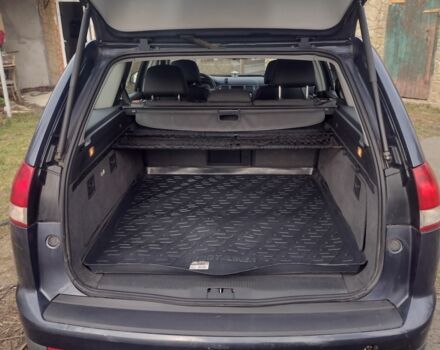 Серый Опель Вектра, объемом двигателя 1.9 л и пробегом 400 тыс. км за 5700 $, фото 1 на Automoto.ua