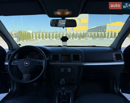 Сірий Опель Вектра, об'ємом двигуна 1.9 л та пробігом 336 тис. км за 4500 $, фото 9 на Automoto.ua