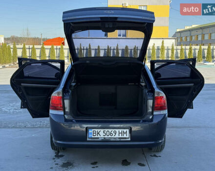 Сірий Опель Вектра, об'ємом двигуна 1.9 л та пробігом 336 тис. км за 4500 $, фото 28 на Automoto.ua