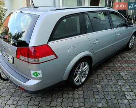 Серый Опель Вектра, объемом двигателя 1.8 л и пробегом 238 тыс. км за 5400 $, фото 5 на Automoto.ua