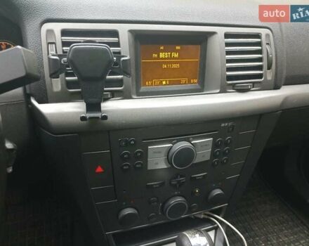 Серый Опель Вектра, объемом двигателя 1.9 л и пробегом 319 тыс. км за 4500 $, фото 32 на Automoto.ua