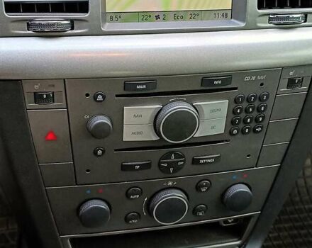 Серый Опель Вектра, объемом двигателя 1.8 л и пробегом 238 тыс. км за 5400 $, фото 10 на Automoto.ua