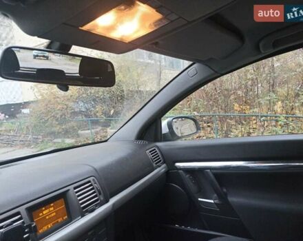 Серый Опель Вектра, объемом двигателя 1.9 л и пробегом 319 тыс. км за 4500 $, фото 30 на Automoto.ua
