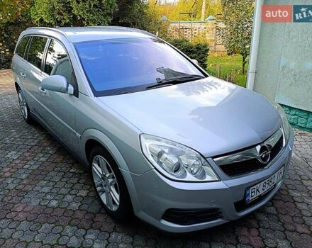 Серый Опель Вектра, объемом двигателя 1.8 л и пробегом 238 тыс. км за 5400 $, фото 1 на Automoto.ua