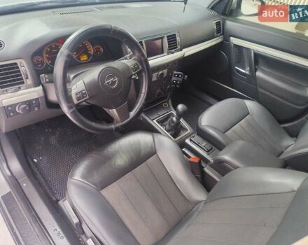 Сірий Опель Вектра, об'ємом двигуна 1.9 л та пробігом 327 тис. км за 4950 $, фото 6 на Automoto.ua