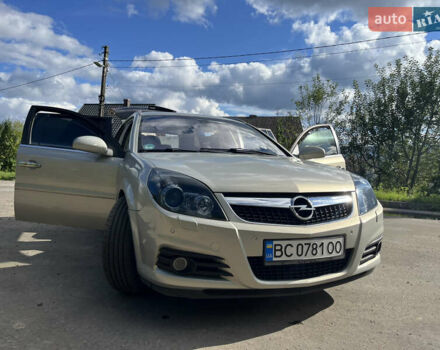 Сірий Опель Вектра, об'ємом двигуна 1.9 л та пробігом 285 тис. км за 6000 $, фото 2 на Automoto.ua
