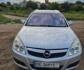 Серый Опель Вектра, объемом двигателя 1.91 л и пробегом 248 тыс. км за 5500 $, фото 6 на Automoto.ua
