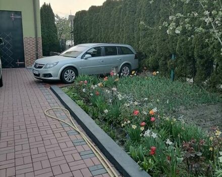 Опель Вектра 2008 в Луцке на Automoto.ua Серый Опель Вектра, объемом двигателя 1.9 л и пробегом 250 тыс. км за 5900 $, фото 2 на Automoto.ua