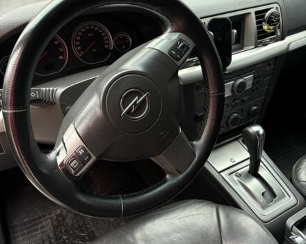 Сірий Опель Вектра, об'ємом двигуна 2.2 л та пробігом 270 тис. км за 5300 $, фото 5 на Automoto.ua