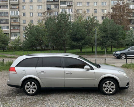 Сірий Опель Вектра, об'ємом двигуна 1.91 л та пробігом 322 тис. км за 5300 $, фото 4 на Automoto.ua