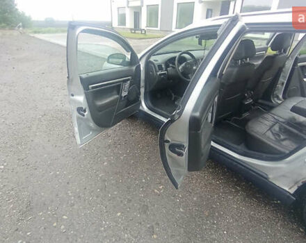 Сірий Опель Вектра, об'ємом двигуна 1.8 л та пробігом 350 тис. км за 3500 $, фото 2 на Automoto.ua