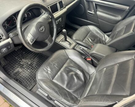 Сірий Опель Вектра, об'ємом двигуна 1.9 л та пробігом 390 тис. км за 2550 $, фото 7 на Automoto.ua