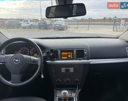 Опель Вектра 2008 в Умани на Automoto.ua Серый Опель Вектра, объемом двигателя 1.9 л и пробегом 255 тыс. км за 5600 $, фото 8 на Automoto.ua