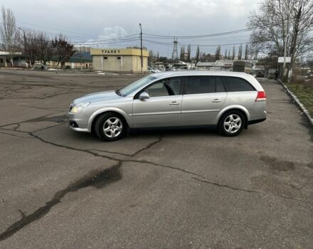 Серый Опель Вектра, объемом двигателя 1.9 л и пробегом 350 тыс. км за 6500 $, фото 2 на Automoto.ua