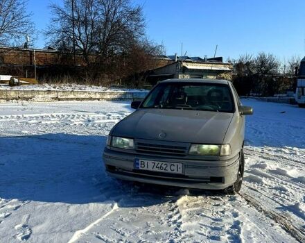 Опель Вектра 1989 в Полтаве на Automoto.ua Серый Опель Вектра, объемом двигателя 2 л и пробегом 265 тыс. км за 1200 $, фото 3 на Automoto.ua