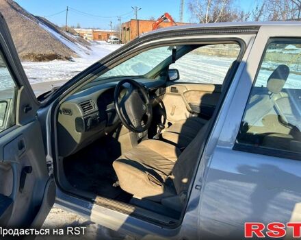 Опель Вектра 1989 в Полтаве на Automoto.ua Серый Опель Вектра, объемом двигателя 2 л и пробегом 265 тыс. км за 1200 $, фото 7 на Automoto.ua