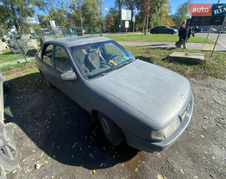 Серый Опель Вектра, объемом двигателя 2 л и пробегом 556 тыс. км за 600 $, фото 4 на Automoto.ua