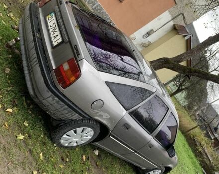 Сірий Опель Вектра, об'ємом двигуна 1.6 л та пробігом 300 тис. км за 594 $, фото 1 на Automoto.ua