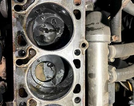 Сірий Опель Вектра, об'ємом двигуна 1.81 л та пробігом 440 тис. км за 650 $, фото 5 на Automoto.ua