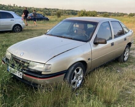 Серый Опель Вектра, объемом двигателя 2 л и пробегом 230 тыс. км за 1100 $, фото 2 на Automoto.ua