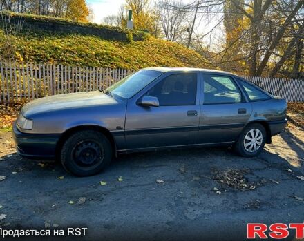 Серый Опель Вектра, объемом двигателя 2 л и пробегом 111 тыс. км за 1250 $, фото 2 на Automoto.ua