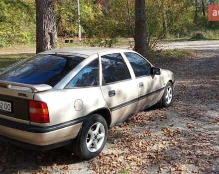 Серый Опель Вектра, объемом двигателя 1.8 л и пробегом 357 тыс. км за 2200 $, фото 4 на Automoto.ua