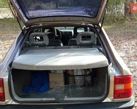 Серый Опель Вектра, объемом двигателя 1.8 л и пробегом 357 тыс. км за 2200 $, фото 12 на Automoto.ua