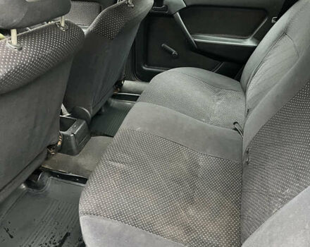 Серый Опель Вектра, объемом двигателя 1.79 л и пробегом 200 тыс. км за 1300 $, фото 5 на Automoto.ua