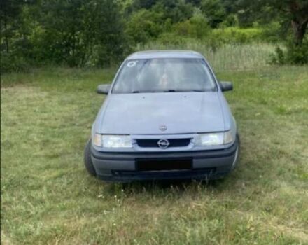 Серый Опель Вектра, объемом двигателя 1.8 л и пробегом 339 тыс. км за 1300 $, фото 5 на Automoto.ua