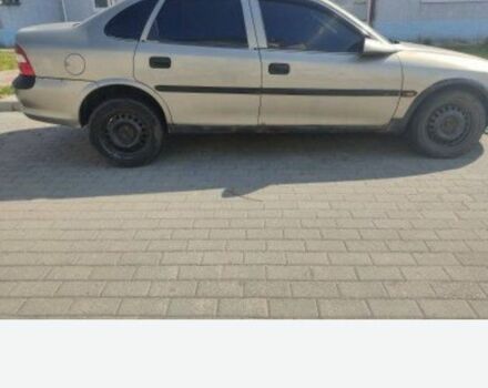 Серый Опель Вектра, объемом двигателя 0 л и пробегом 1000 тыс. км за 356 $, фото 1 на Automoto.ua