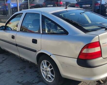 Сірий Опель Вектра, об'ємом двигуна 1.6 л та пробігом 257 тис. км за 2100 $, фото 4 на Automoto.ua