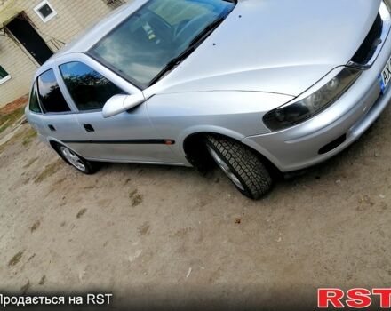 Серый Опель Вектра, объемом двигателя 2 л и пробегом 240 тыс. км за 3500 $, фото 1 на Automoto.ua